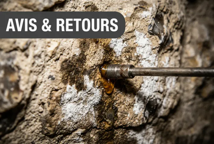 Gros plan mur meulière humide avec injecteur de résine en action et badge éditorial Avis & Retours